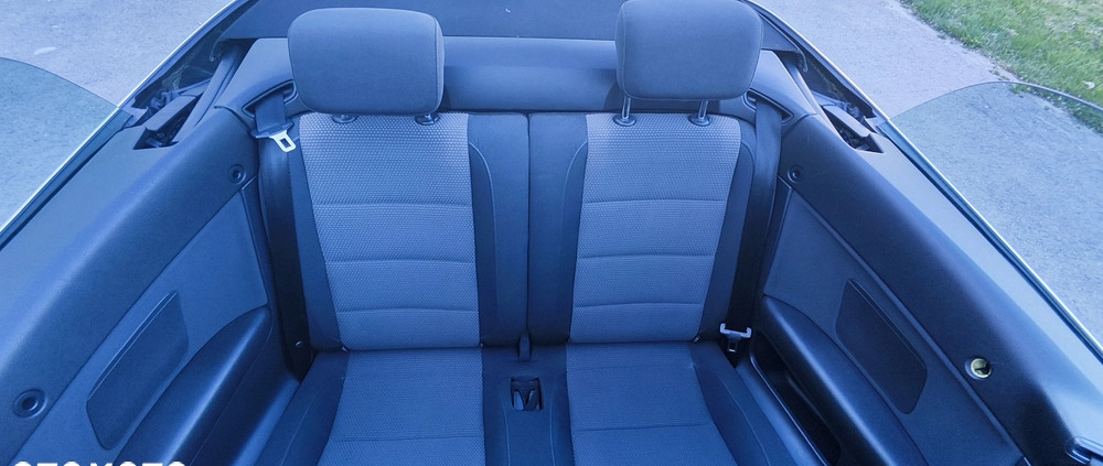 Volkswagen Golf cena 27700 przebieg: 220000, rok produkcji 2012 z Strzelno małe 211